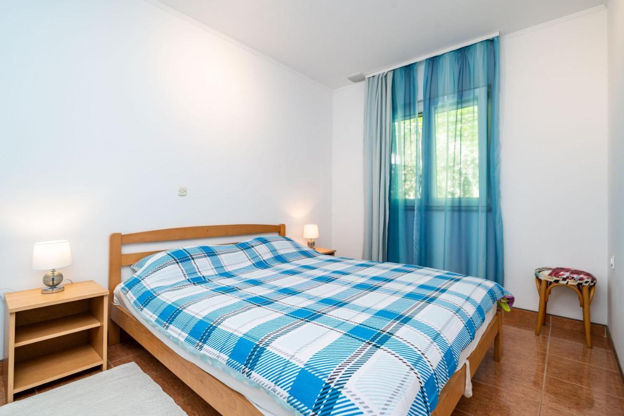 Apartments By The Sea Zuljana, Peljesac - 10233 Екстер'єр фото